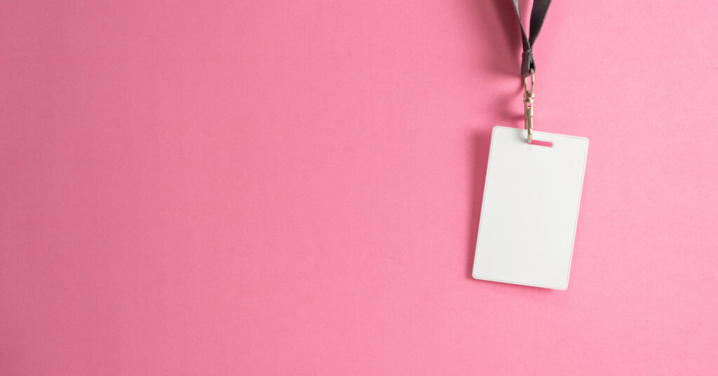 RFIDとNFCの違いとは？ 製造・物流のDXを加速する「追跡管理」と「認証セキュリティ」の仕組みを徹底解説